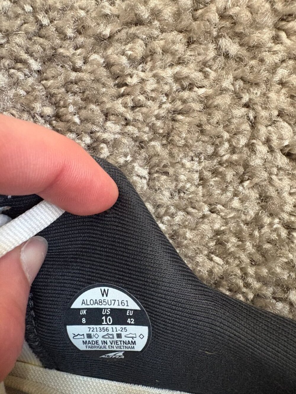 Altra Trainers - Picture 3 of 5